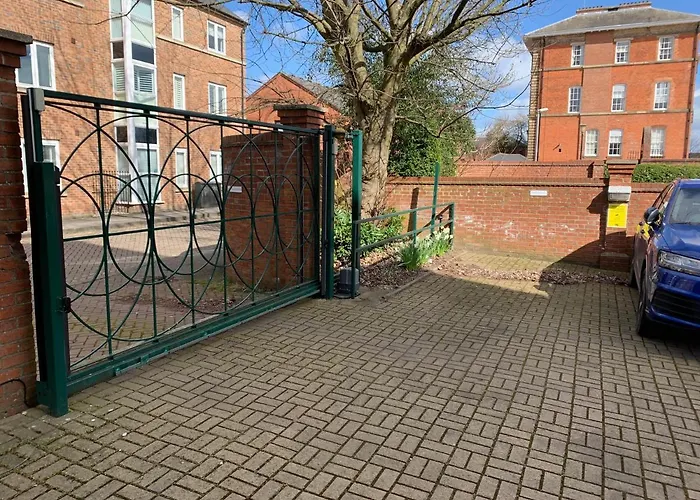 7 Precentor'S Court Villa York